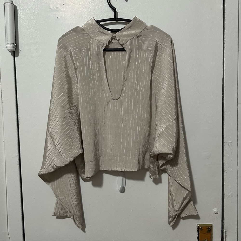 Oversized Top - Picture 2 of 3